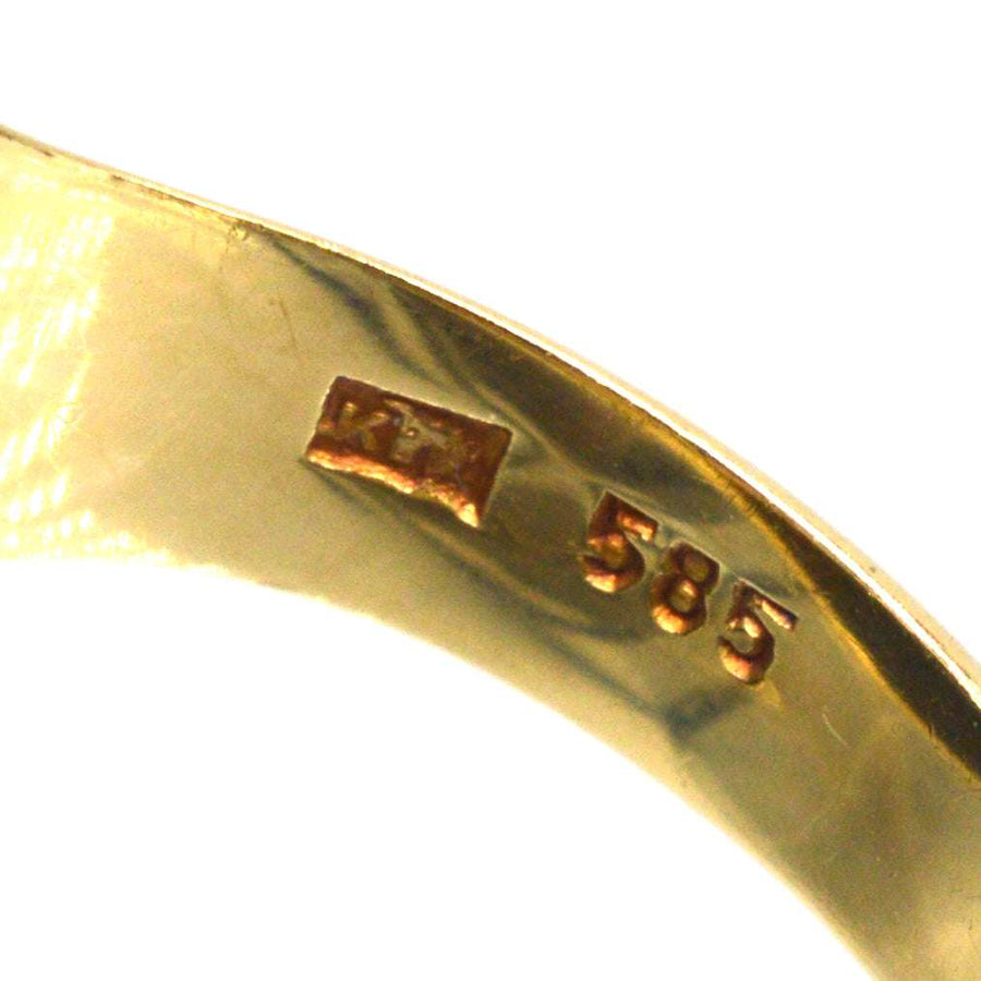 Early 20th Century 14ct Gold Sardonyx Signet Ring with Armorial Intaglio Crest | Parkin and Gerrish (UK)