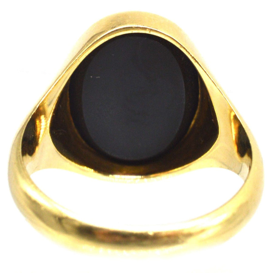 Early 20th Century 14ct Gold Sardonyx Signet Ring with Armorial Intaglio Crest | Parkin and Gerrish (UK)